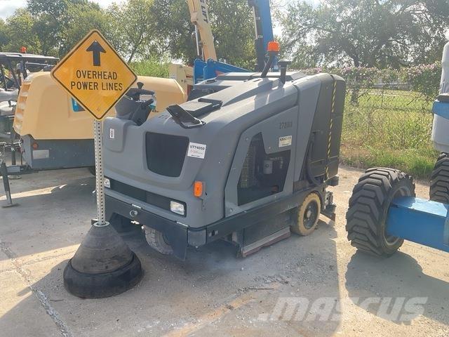Kärcher B300 Внутренние подметальные машины