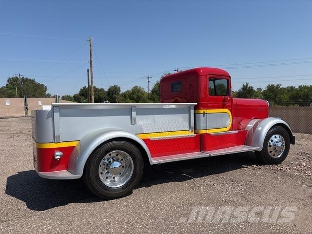 Kenworth  Бортовые фургоны
