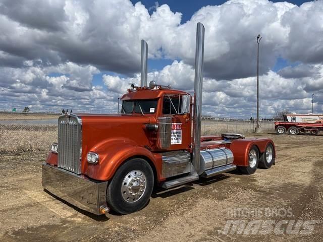 Kenworth 925 Седельные тягачи