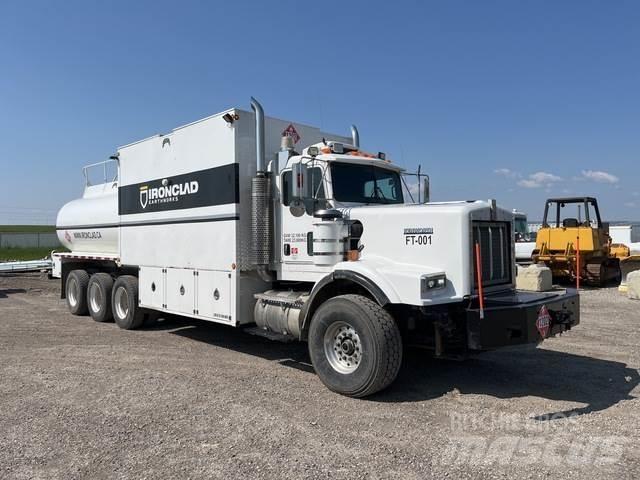 Kenworth C500 Грузовики-цистерны
