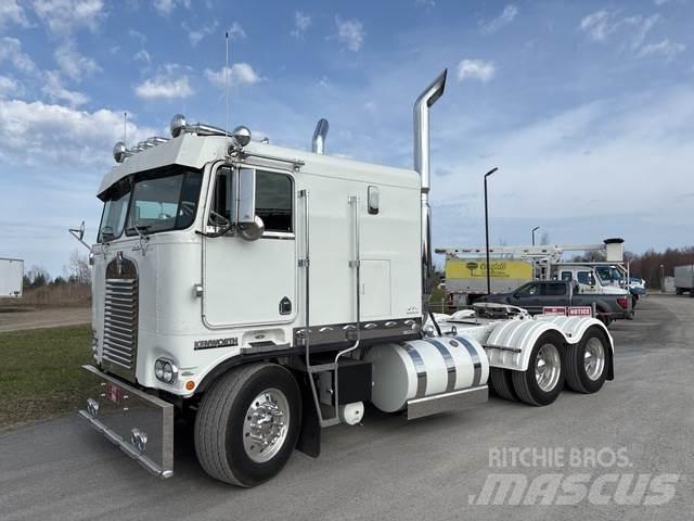 Kenworth K100 Кабины