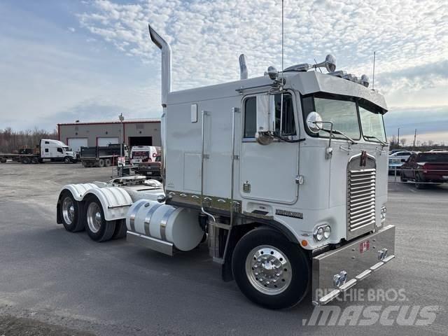 Kenworth K100 Кабины