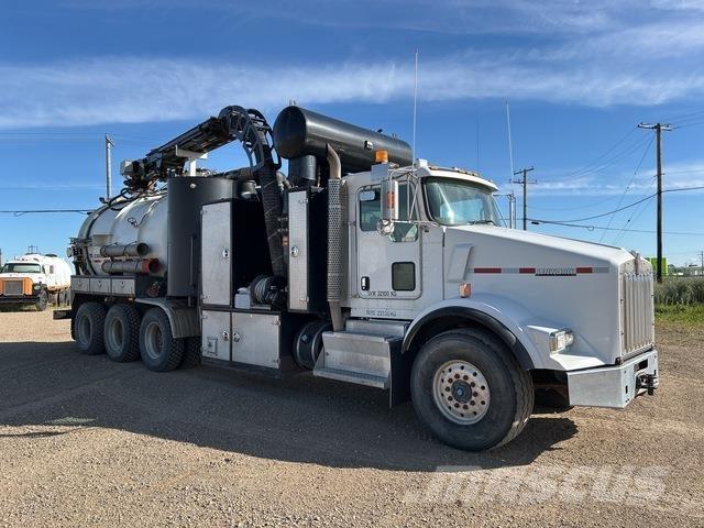 Kenworth T-800 Гусеничные экскаваторы