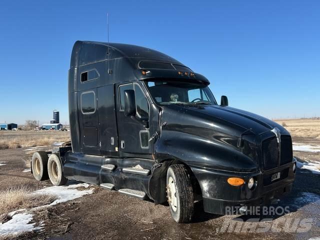 Kenworth T2000 Седельные тягачи
