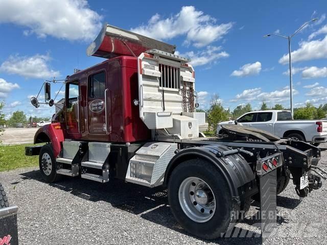 Kenworth T300 Седельные тягачи