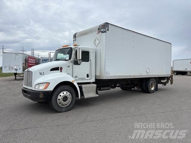 Kenworth T300 Грузовики-Фургоны