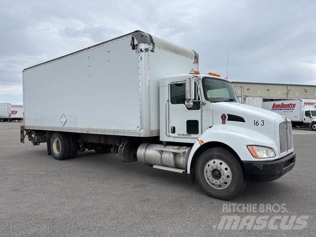 Kenworth T300 Грузовики-Фургоны
