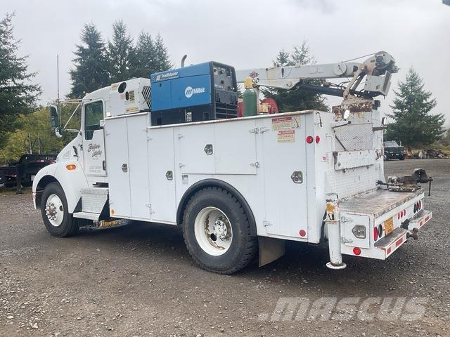 Kenworth T300 Комбинированные дорожные машины