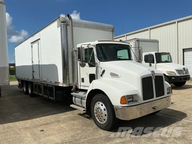 Kenworth T300 Грузовики-Фургоны