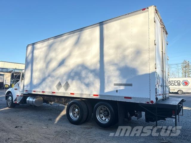 Kenworth T300 Грузовики-Фургоны