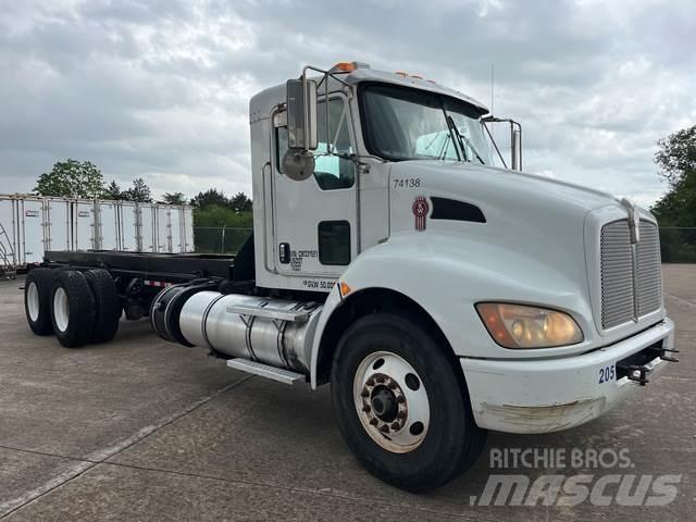 Kenworth T370 Грузовики-Фургоны