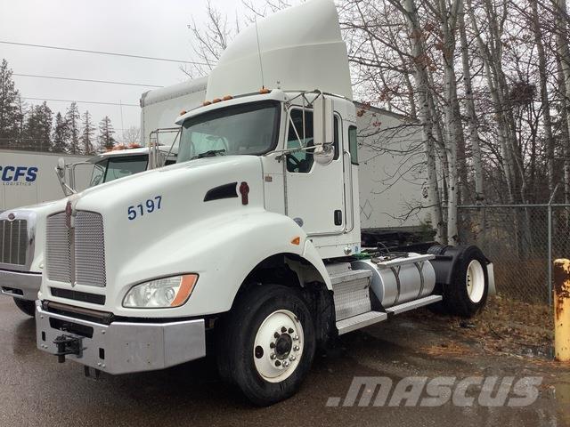 Kenworth T400 Седельные тягачи