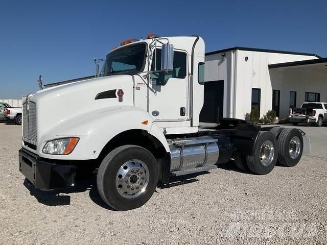Kenworth T440 Седельные тягачи