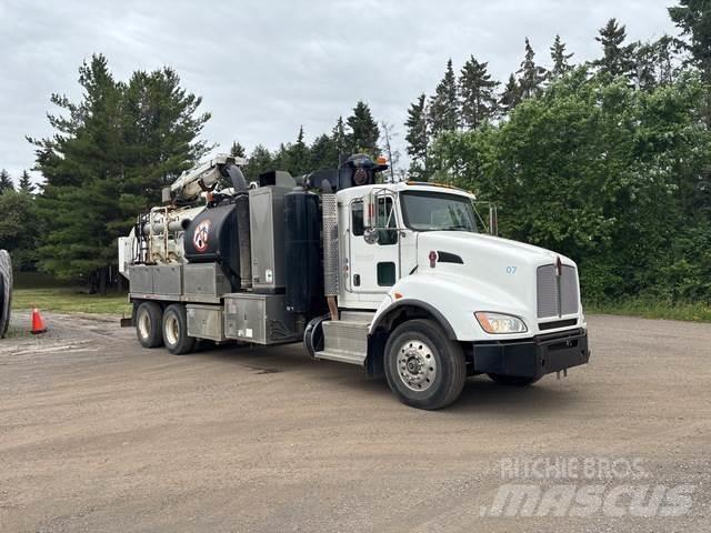 Kenworth T440 Гусеничные экскаваторы