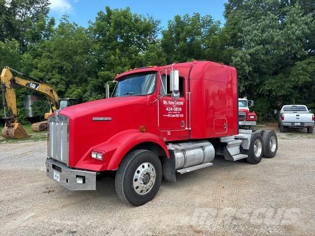 Kenworth T600 Седельные тягачи