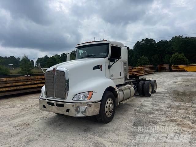 Kenworth T660 Седельные тягачи
