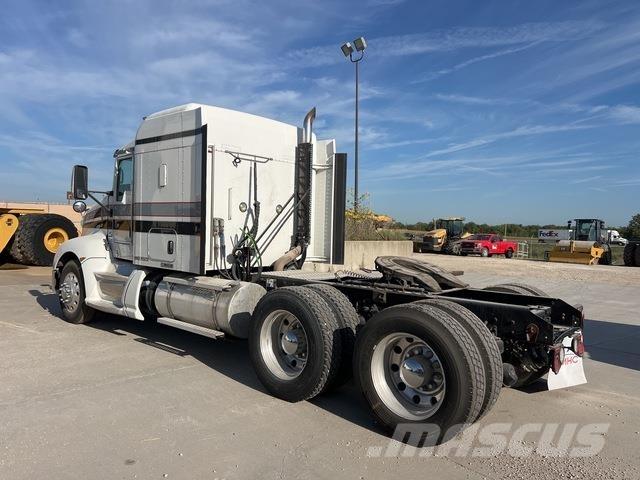Kenworth T660 Седельные тягачи