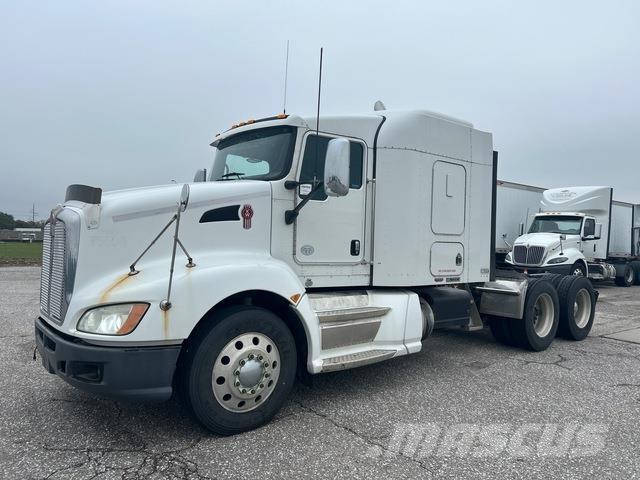 Kenworth T660 Седельные тягачи