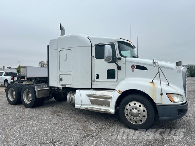 Kenworth T660 Седельные тягачи