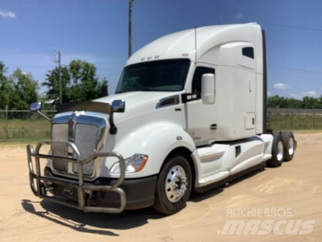 Kenworth T680 Седельные тягачи