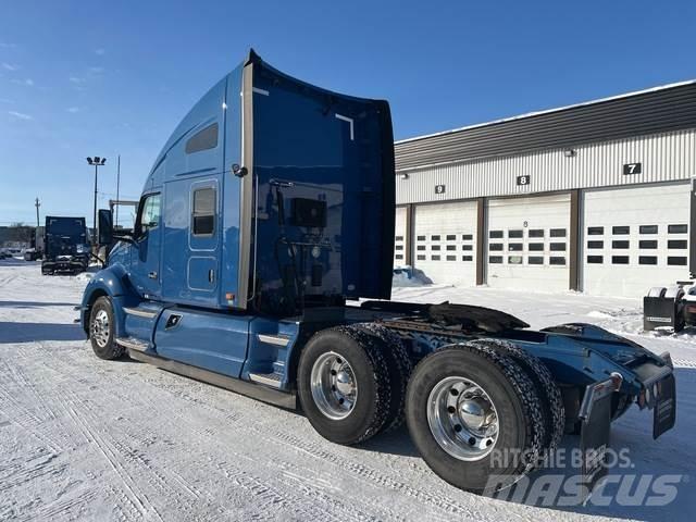 Kenworth T680 Седельные тягачи