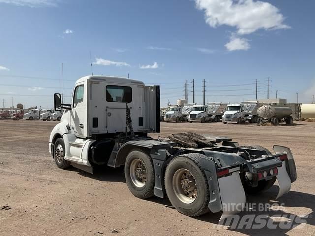 Kenworth T680 Седельные тягачи