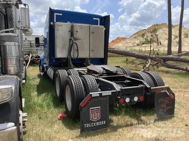 Kenworth T680 Седельные тягачи