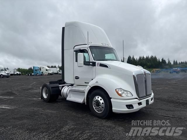 Kenworth T680 Седельные тягачи