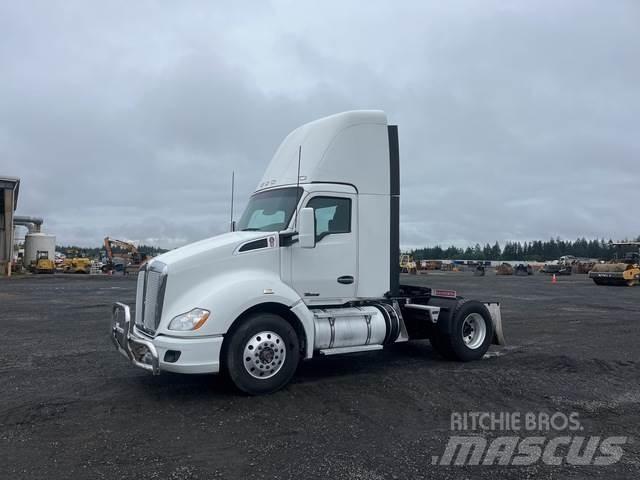 Kenworth T680 Седельные тягачи