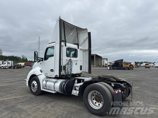 Kenworth T680 Седельные тягачи