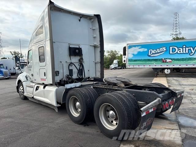 Kenworth T680 Седельные тягачи