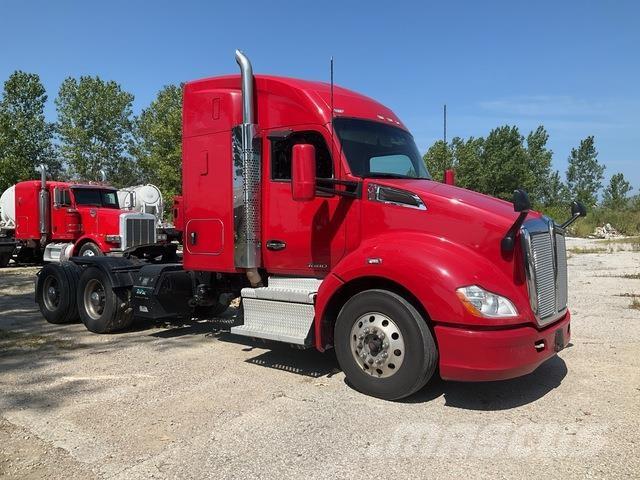 Kenworth T680 Седельные тягачи