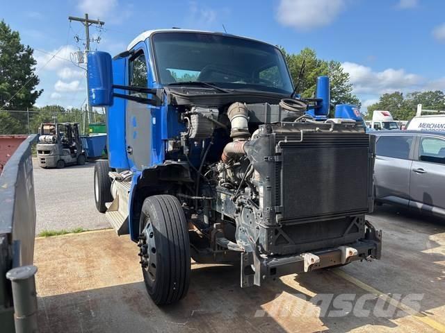 Kenworth T680 Седельные тягачи