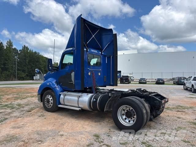 Kenworth T680 Седельные тягачи