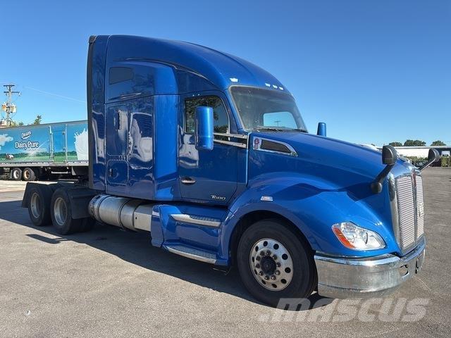Kenworth T680 Седельные тягачи