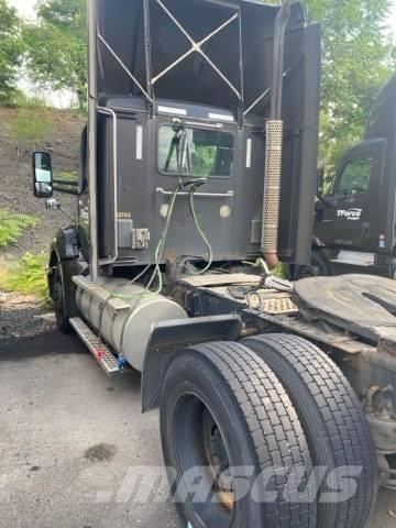 Kenworth T680 Седельные тягачи