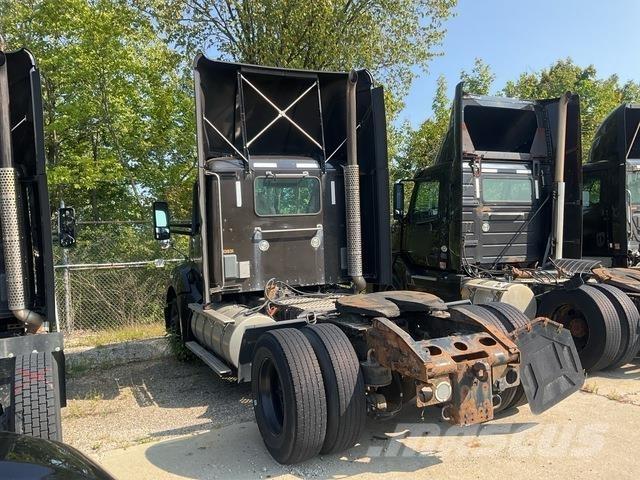 Kenworth T680 Седельные тягачи