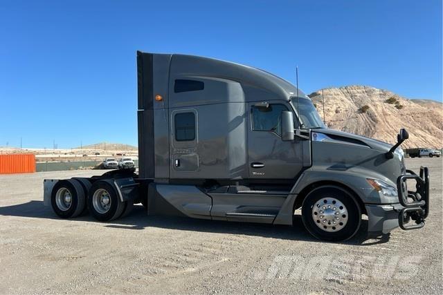 Kenworth T680 Седельные тягачи