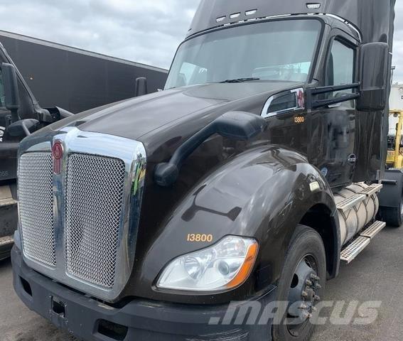 Kenworth T680 Седельные тягачи