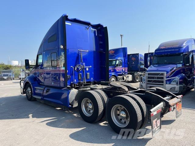Kenworth T680 Седельные тягачи