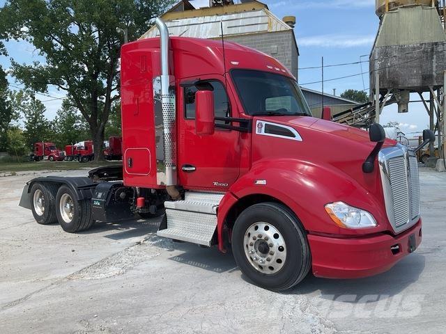 Kenworth T680 Седельные тягачи