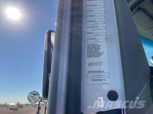 Kenworth T680 Седельные тягачи