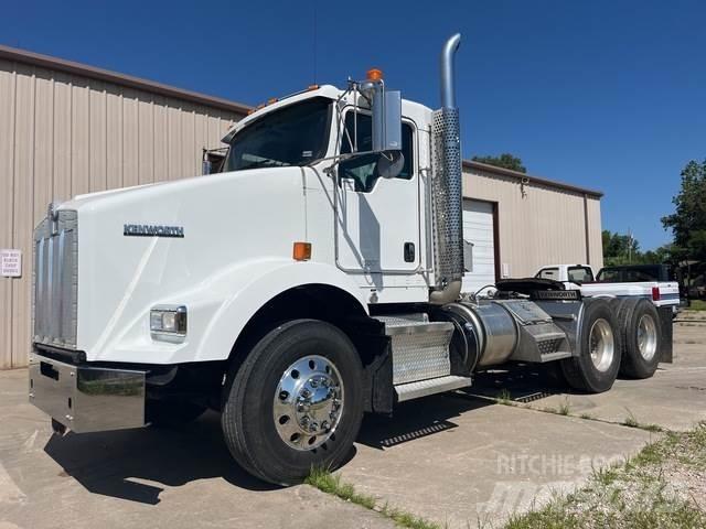 Kenworth T800 Седельные тягачи
