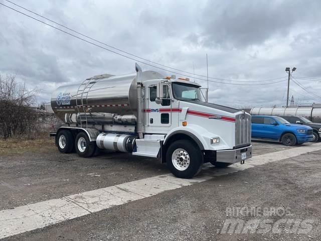 Kenworth T800 Поливочные машины