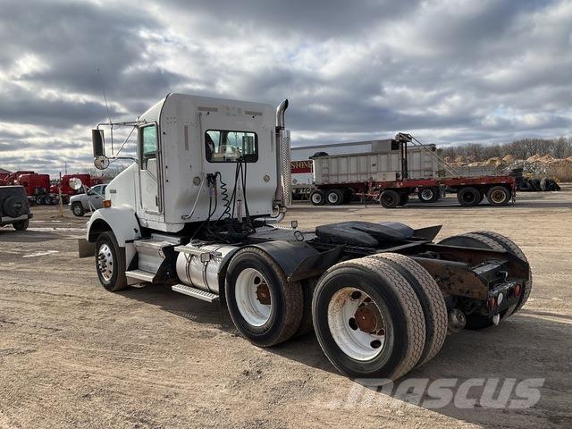 Kenworth T800 Седельные тягачи