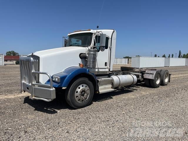 Kenworth T800 Седельные тягачи