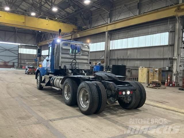 Kenworth T800 Седельные тягачи