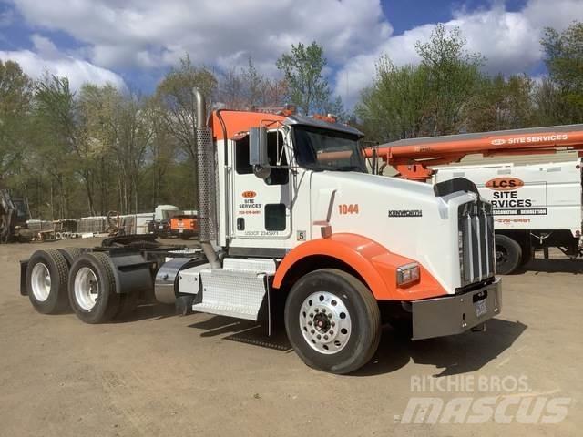 Kenworth T800 Седельные тягачи