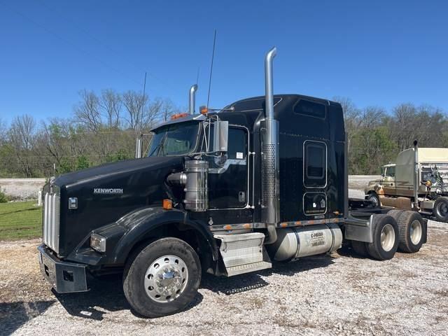 Kenworth T800 Седельные тягачи