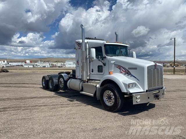 Kenworth T800 Седельные тягачи